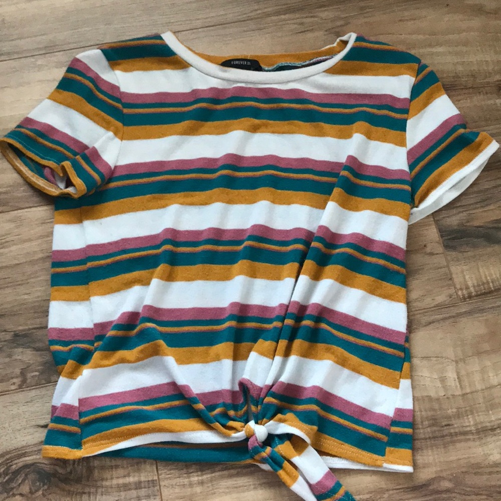 Striped, knocked, cropped shirt